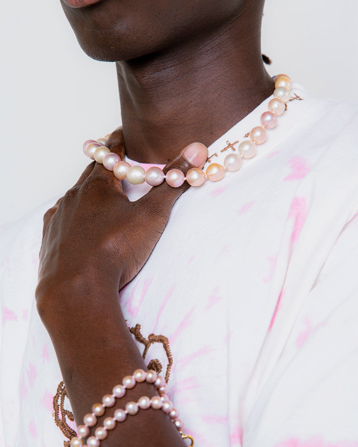 Polite Worldwide Jumbo Pearl Necklace pink 4